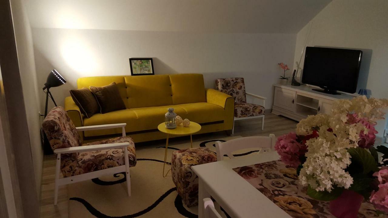 Apartment Kalimero Otočac Esterno foto