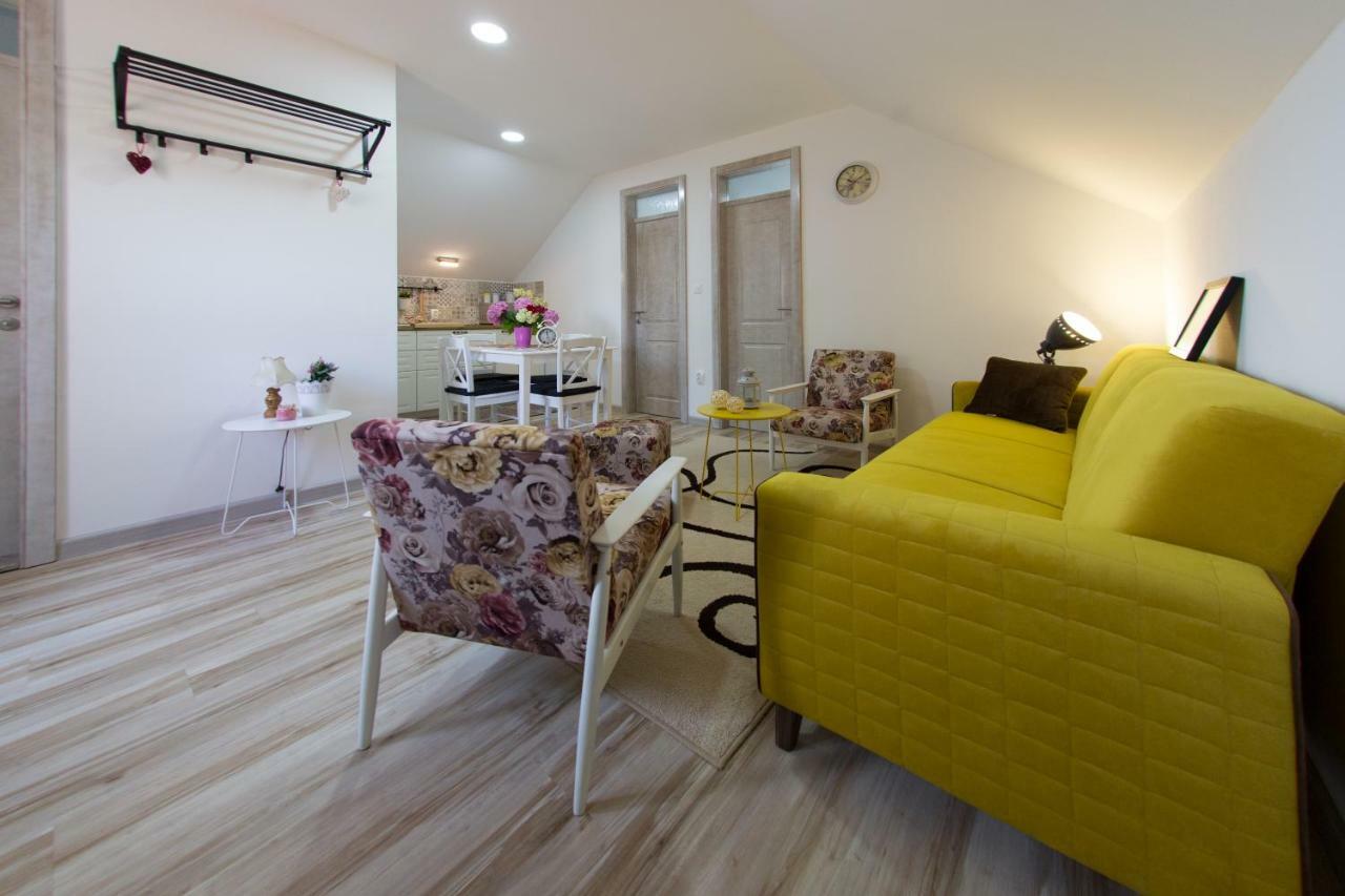 Apartment Kalimero Otočac Esterno foto